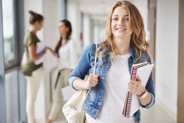 matricula-complutense5-istock